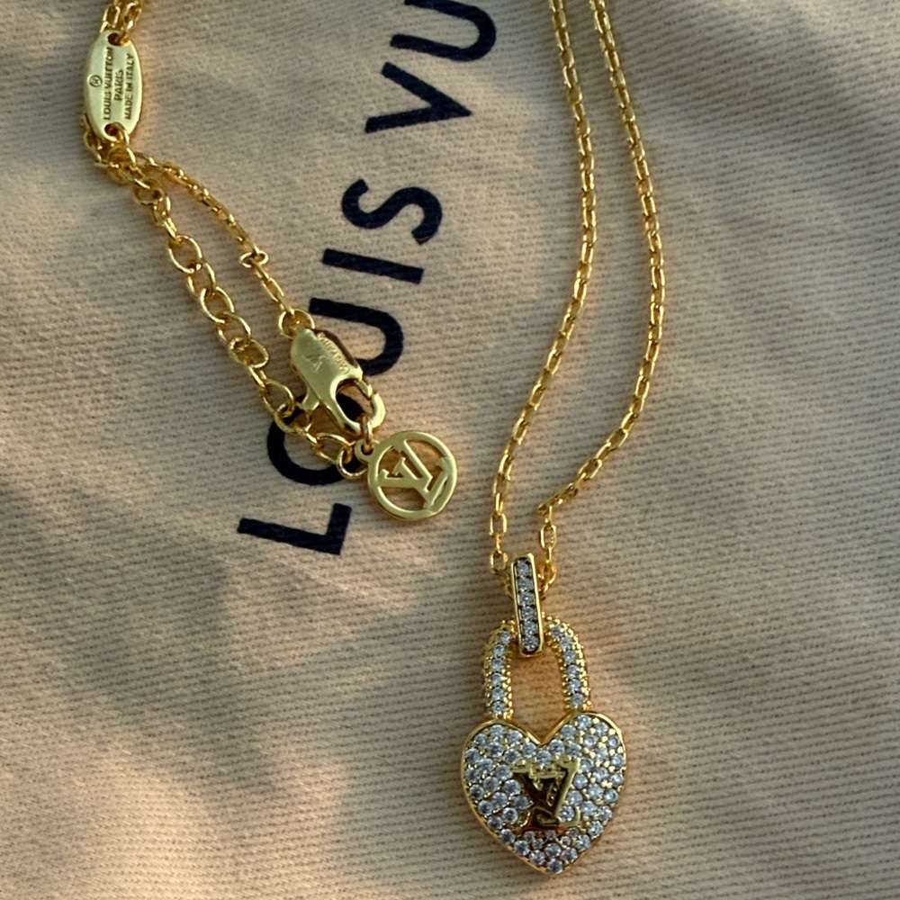 LOUIS VUITTON Gold Necklace with Heart Shaped Pendant